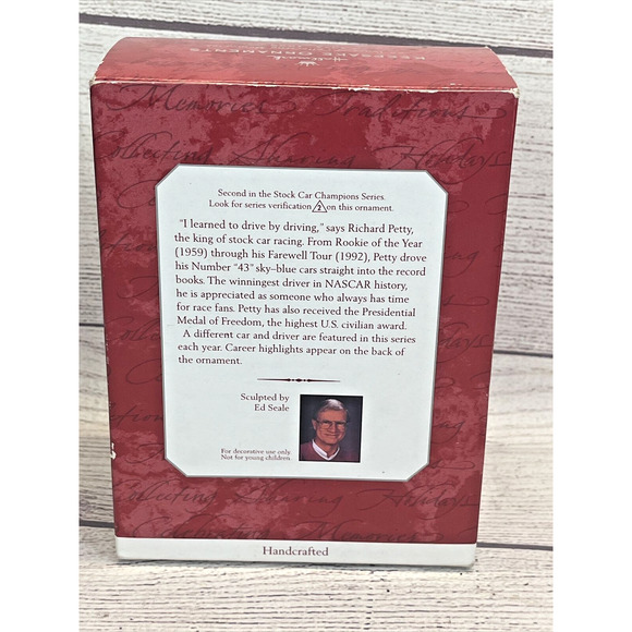 Hallmark NASCAR Richard Petty Keepsake Xmas Ornament Stock Car Champions - Picture 7 of 7